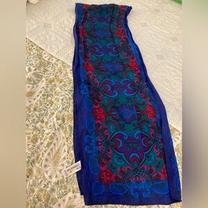 Lovely 100% Silk Scarf Beautiful Rich Blues/Reds Liz Claiborne 10”W x 52”L